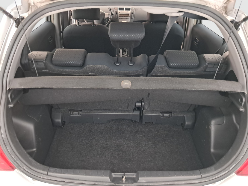 Toyota Yaris, 2010