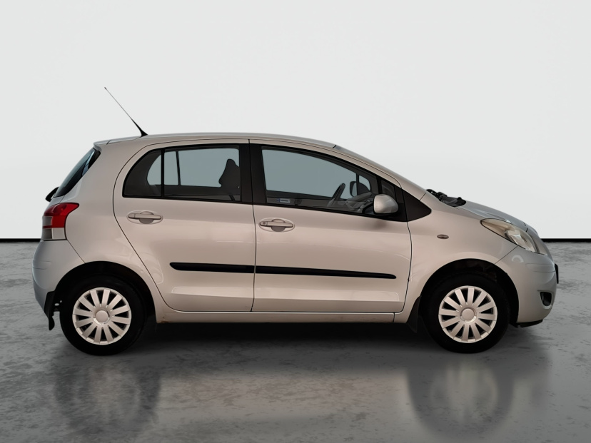 Toyota Yaris, 2010