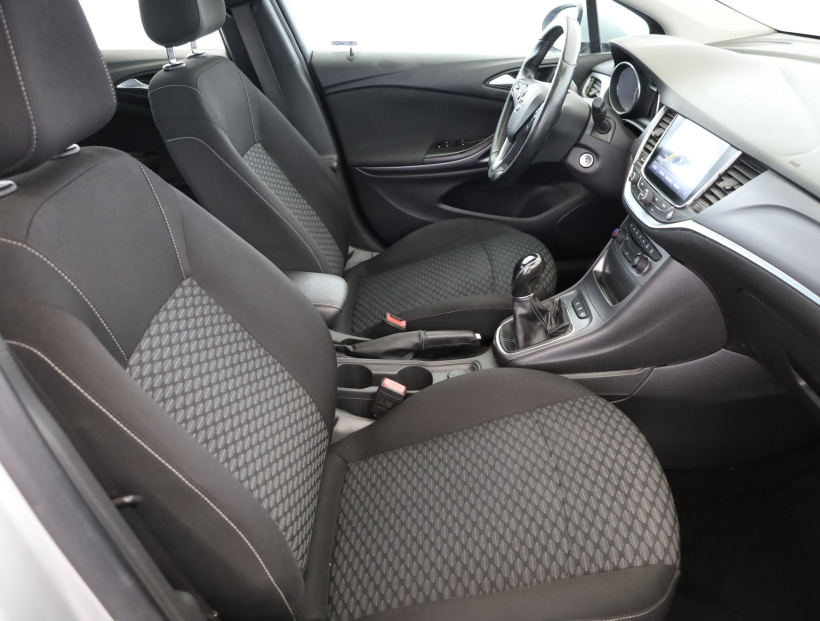 Opel Astra, 2016