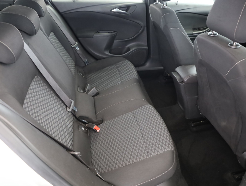 Opel Astra, 2016