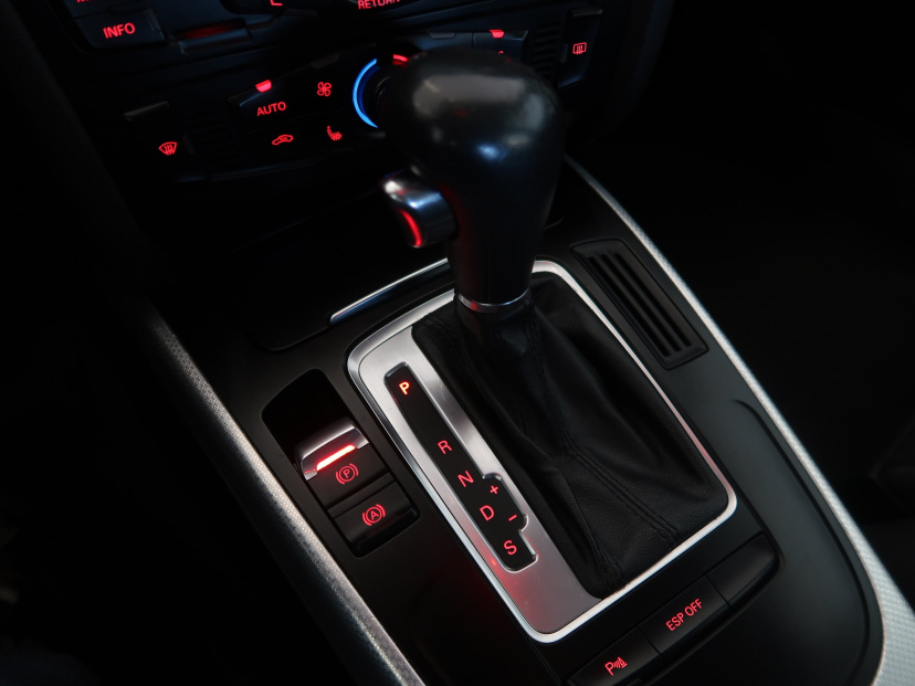 Audi A4, 2010
