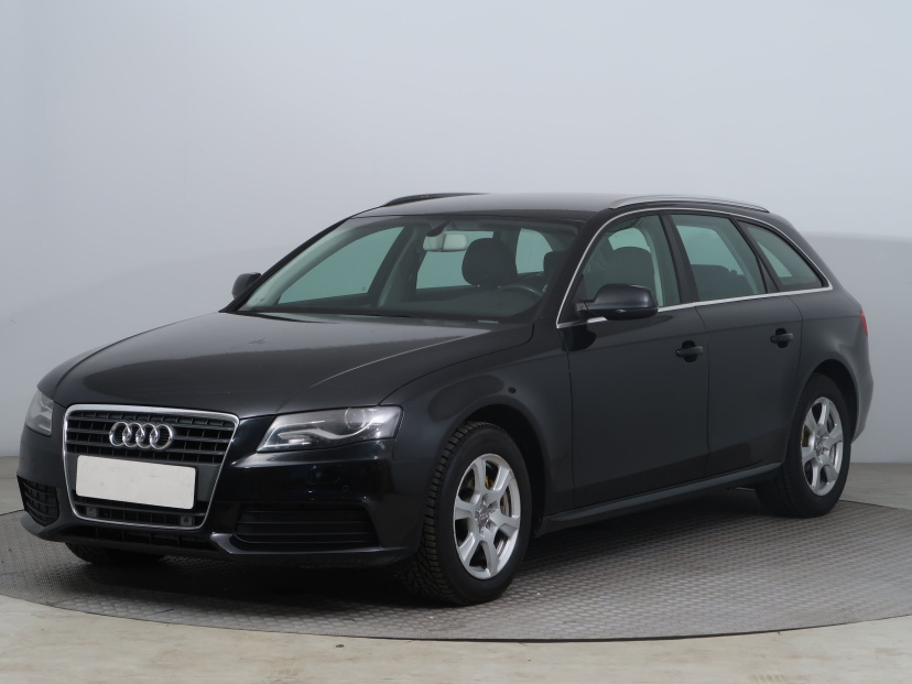 Audi A4, 2010