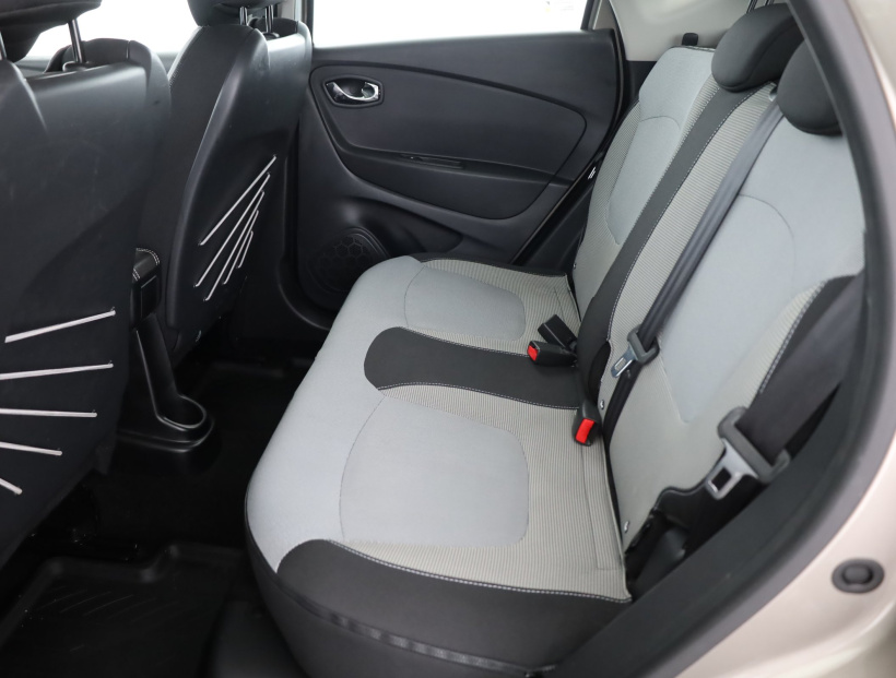 Renault Captur, 2015