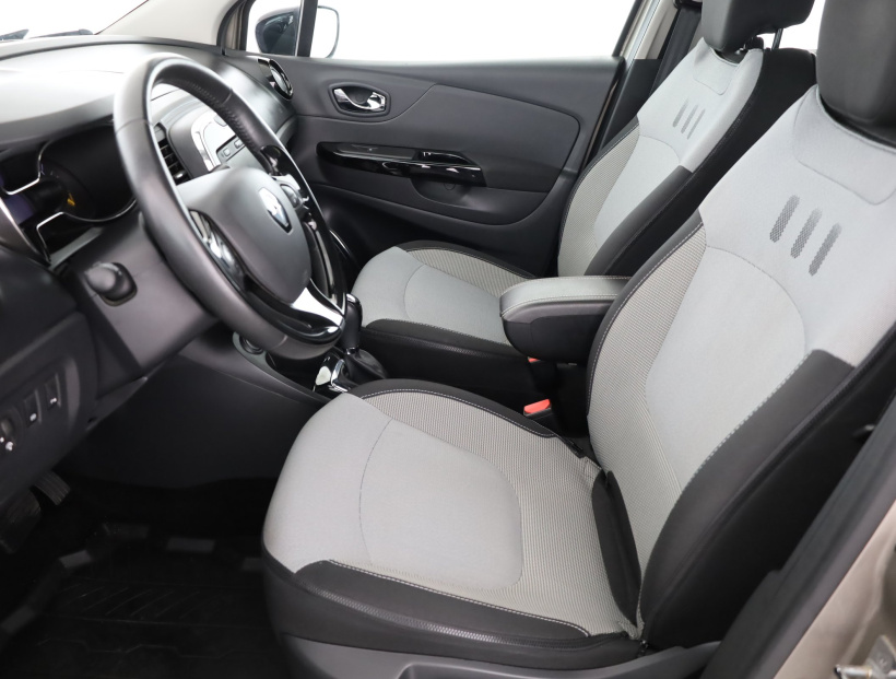 Renault Captur, 2015