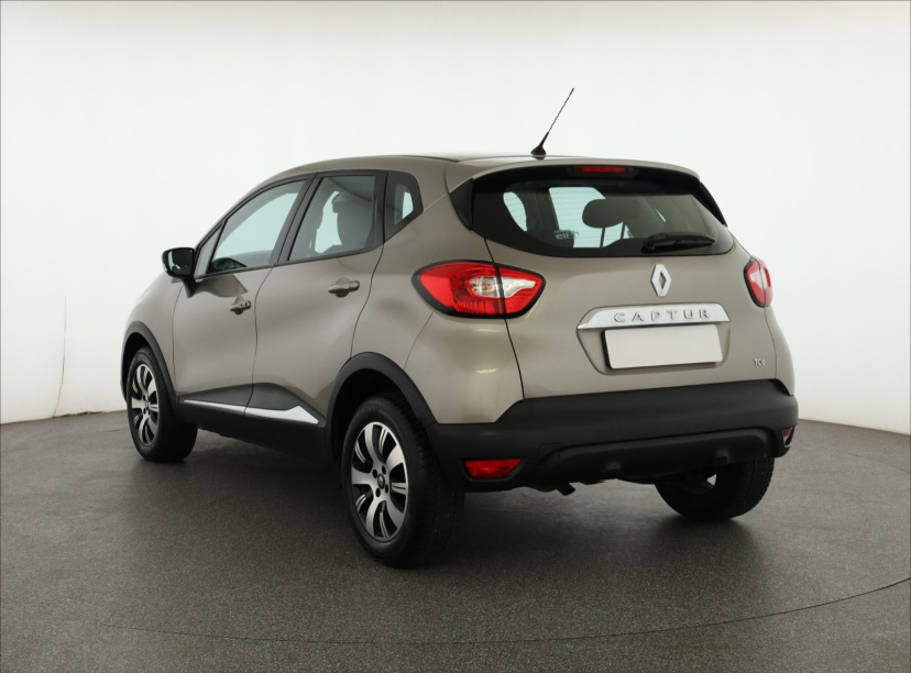 Renault Captur, 2015