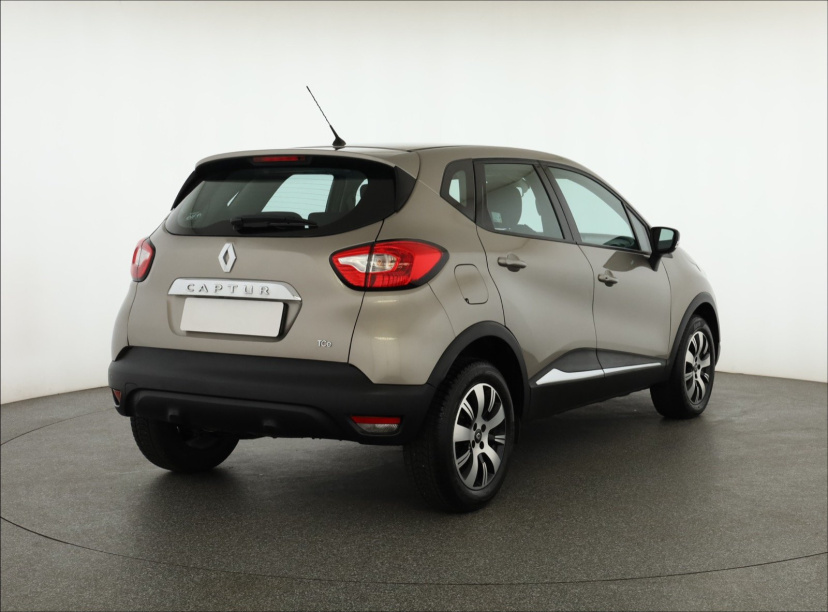 Renault Captur, 2015