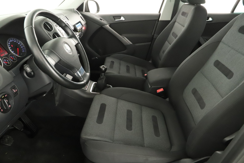 Volkswagen Tiguan, 2009