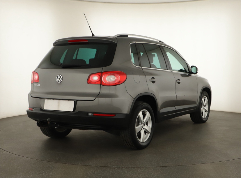 Volkswagen Tiguan, 2009