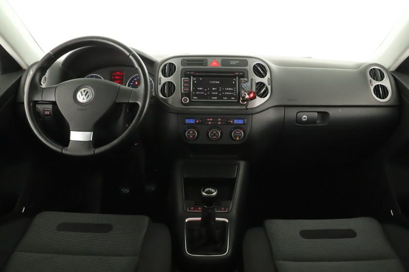 Volkswagen Tiguan, 2009