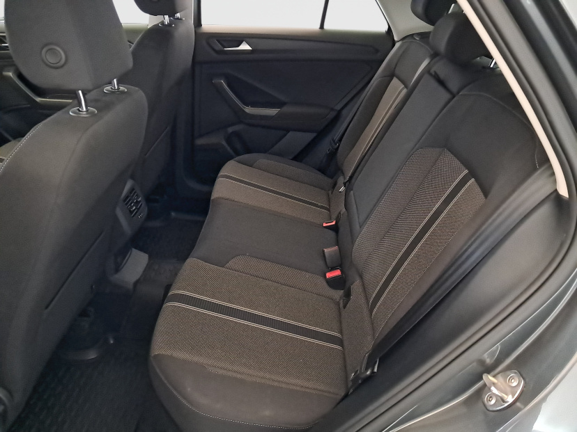 Volkswagen T-Roc, 2019