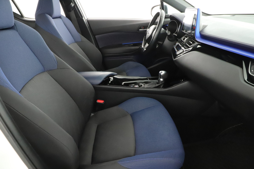 Toyota C-HR, 2017