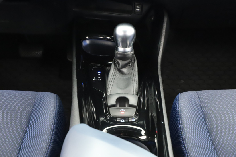Toyota C-HR, 2017