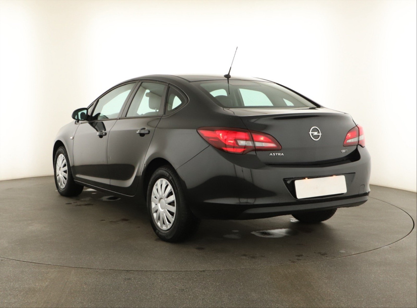 Opel Astra, 2016