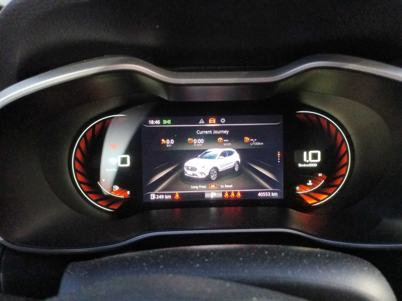 MG ZS SUV, 2023
