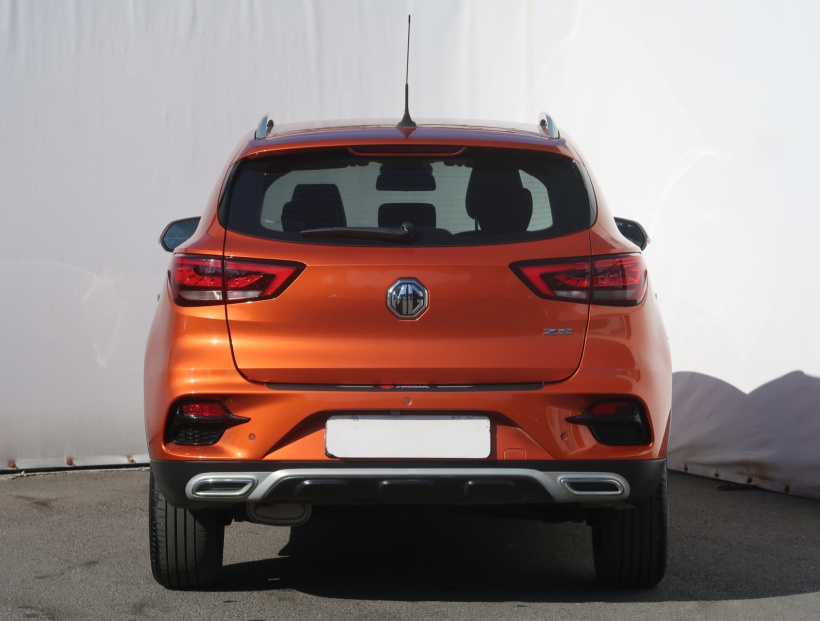 MG ZS SUV, 2023