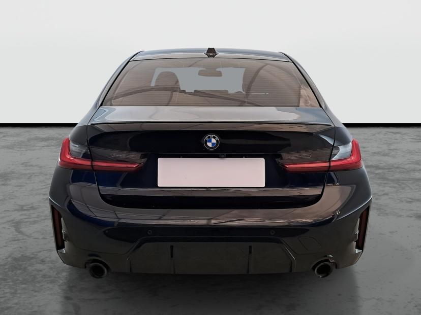 BMW 3, 2023
