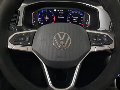 Volkswagen T-Roc - 2025