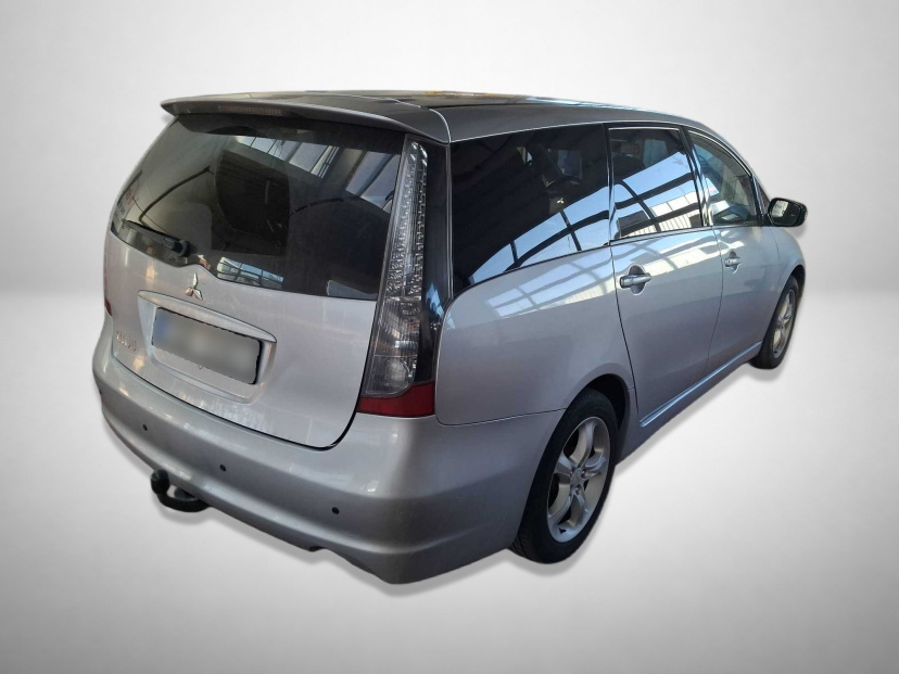 Mitsubishi Grandis, 2005