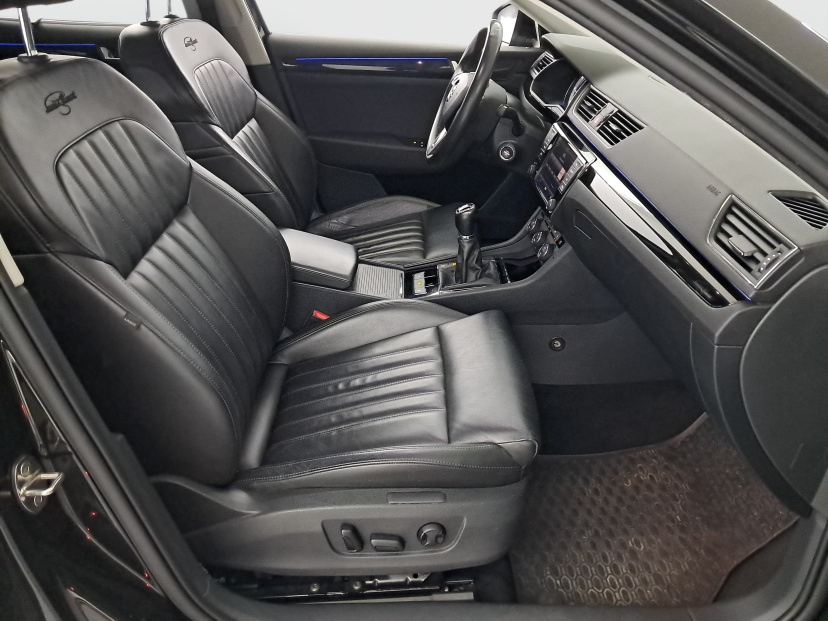 Škoda Superb, 2017