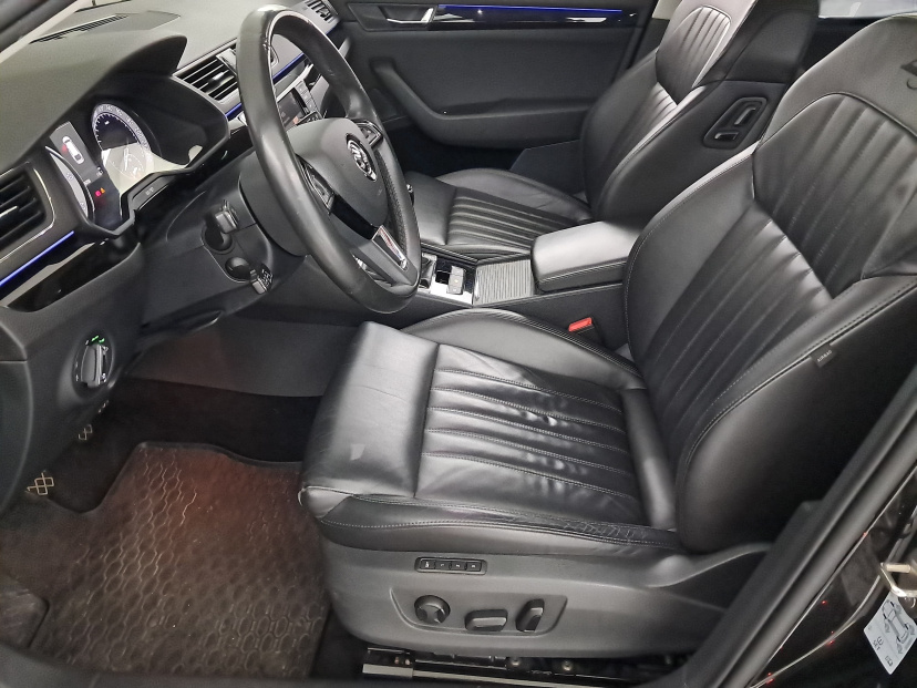 Škoda Superb, 2017
