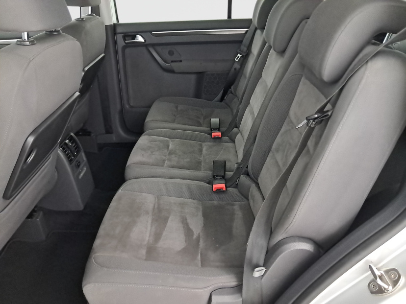 Volkswagen Touran, 2011