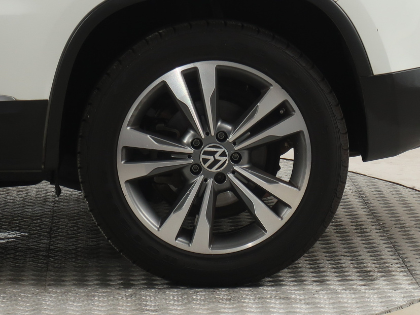 Volkswagen Tiguan, 2014