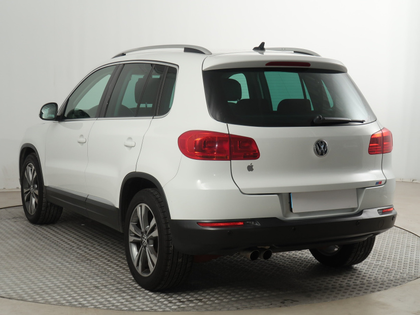 Volkswagen Tiguan, 2014