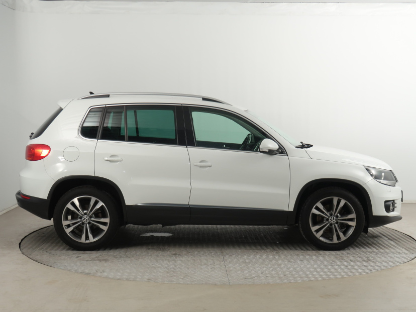 Volkswagen Tiguan, 2014