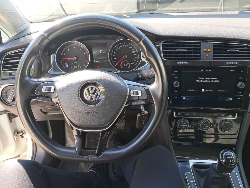 Volkswagen Golf, 2019