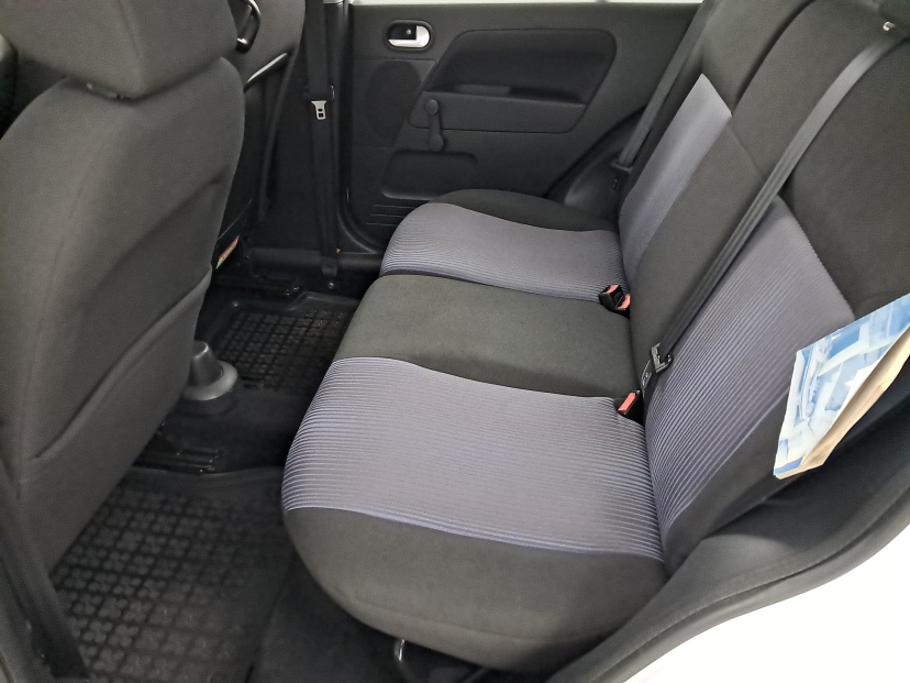 Ford Fusion, 2011