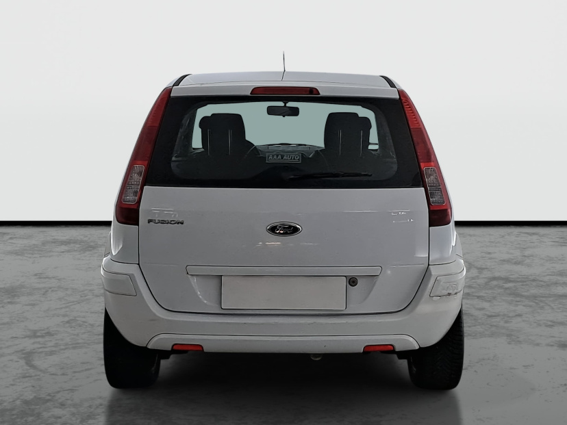 Ford Fusion, 2011
