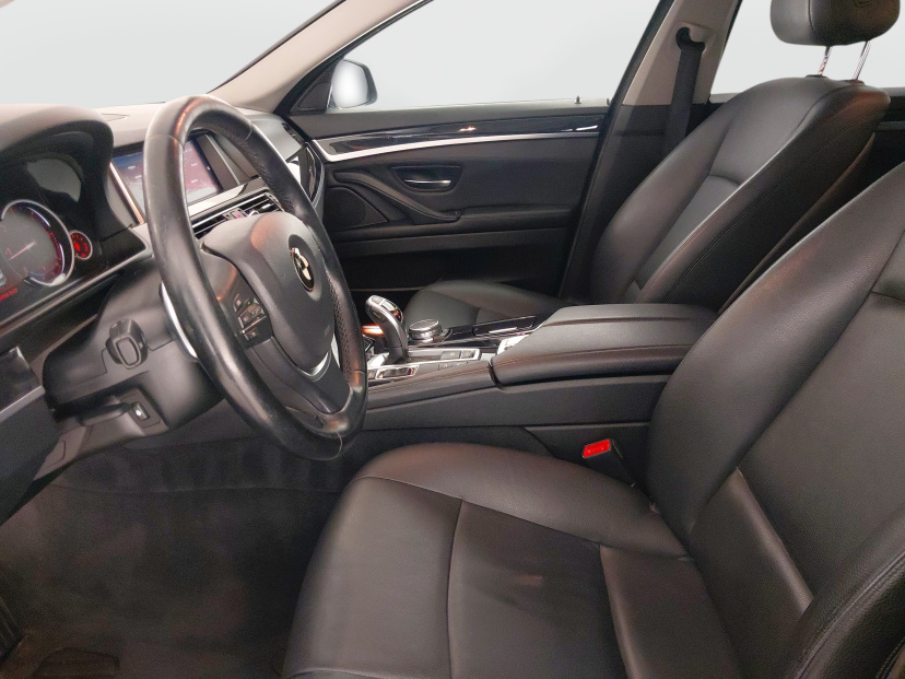 BMW 5, 2015