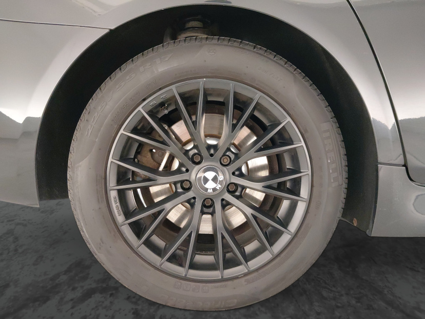 BMW 5, 2015