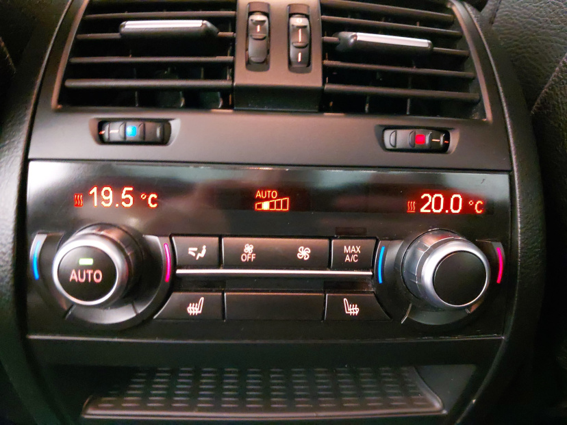 BMW 5, 2015