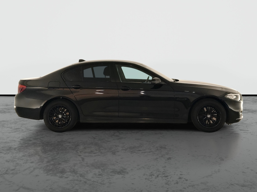 BMW 5, 2015