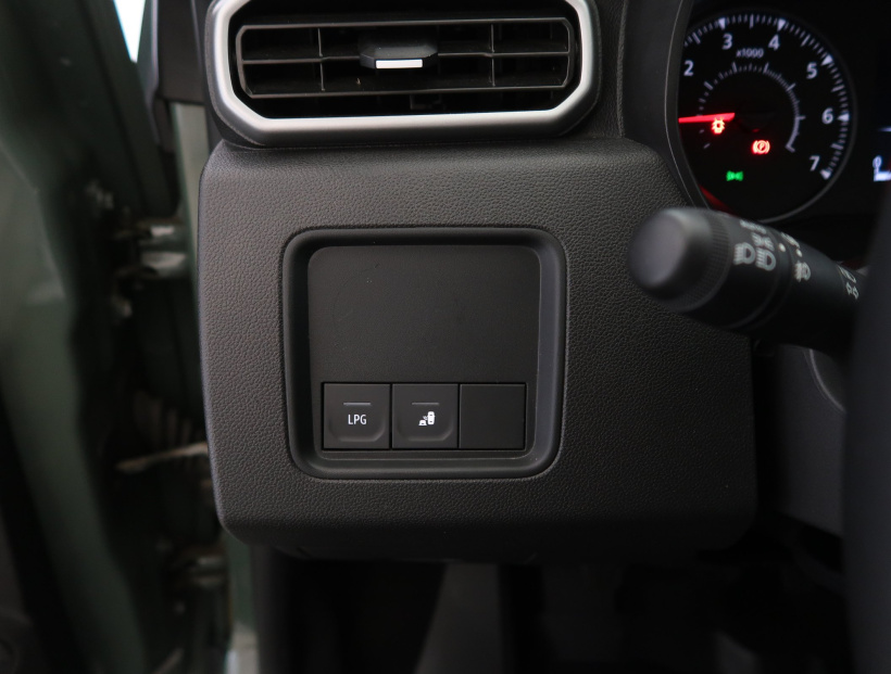 Dacia Duster, 2023
