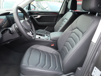 Volkswagen Touareg - 2024