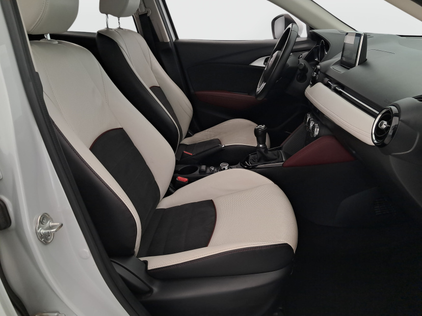 Mazda CX-3, 2015