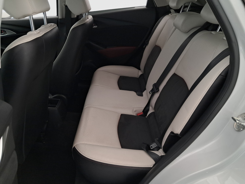 Mazda CX-3, 2015