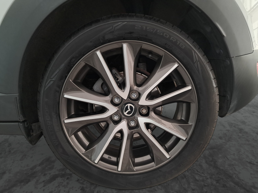 Mazda CX-3, 2015