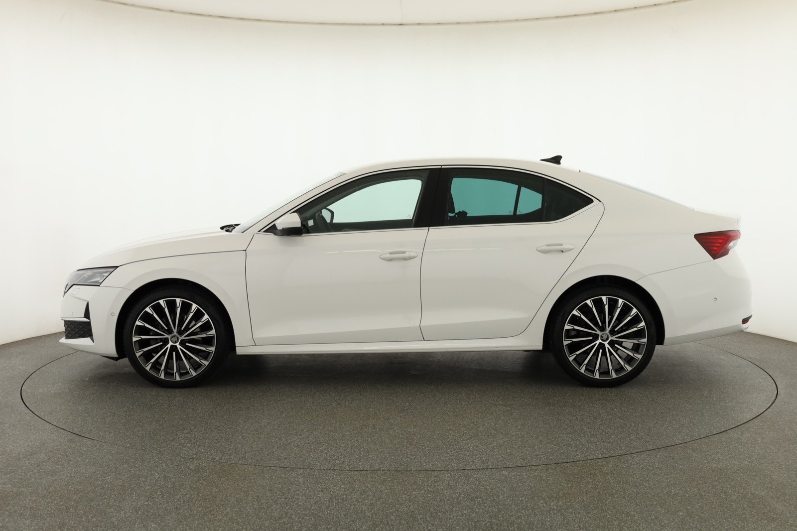 Škoda Octavia - 2025