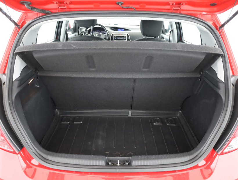 Hyundai i20, 2013