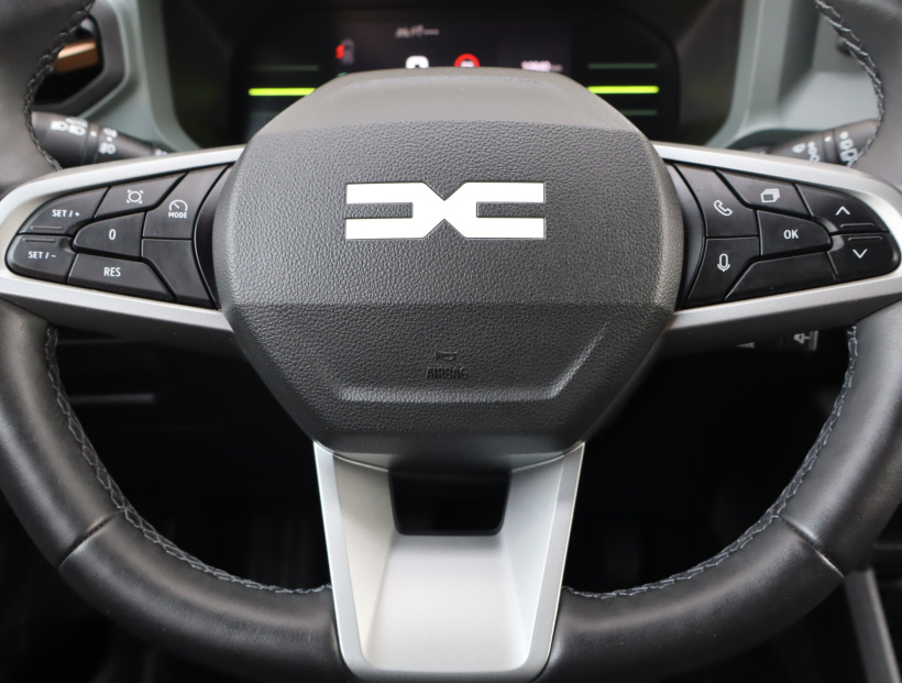 Dacia Duster, 2025