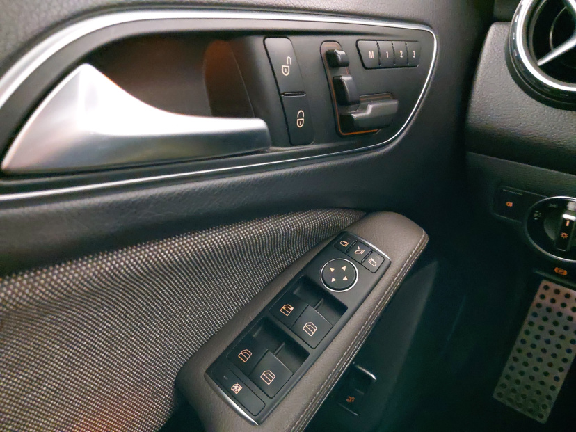 Mercedes-Benz GLA, 2014