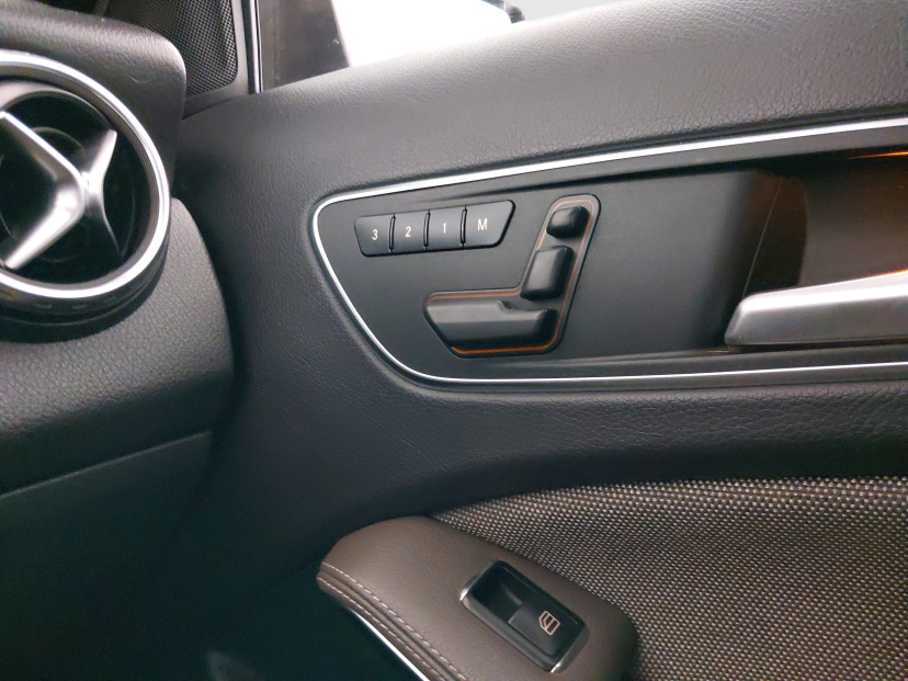 Mercedes-Benz GLA, 2014