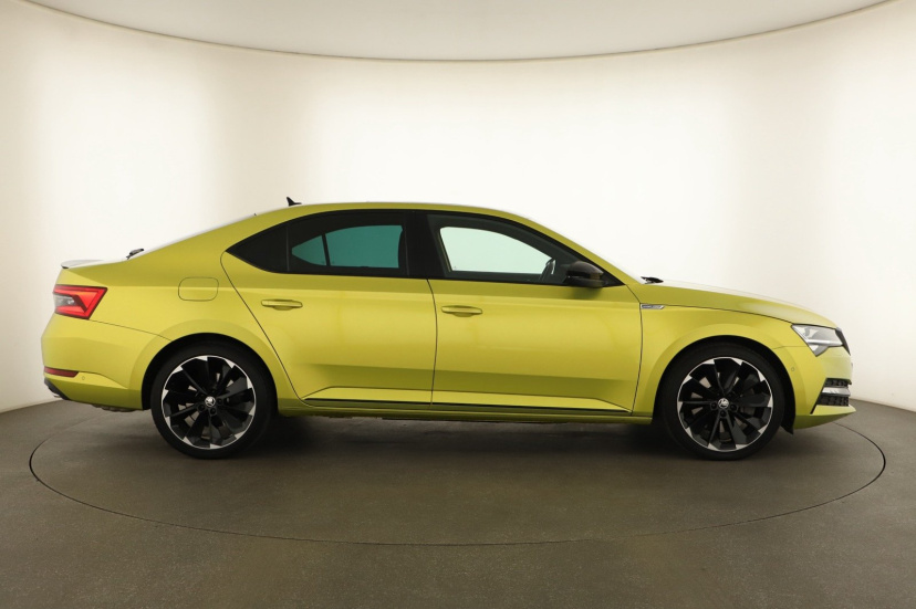 Škoda Superb, 2023