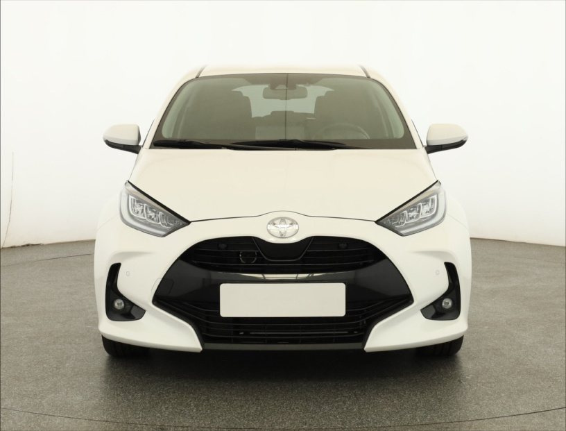 Toyota Yaris, 2025