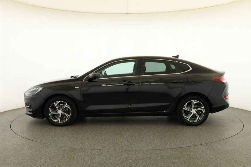 Hyundai i30 Fastback, 2022