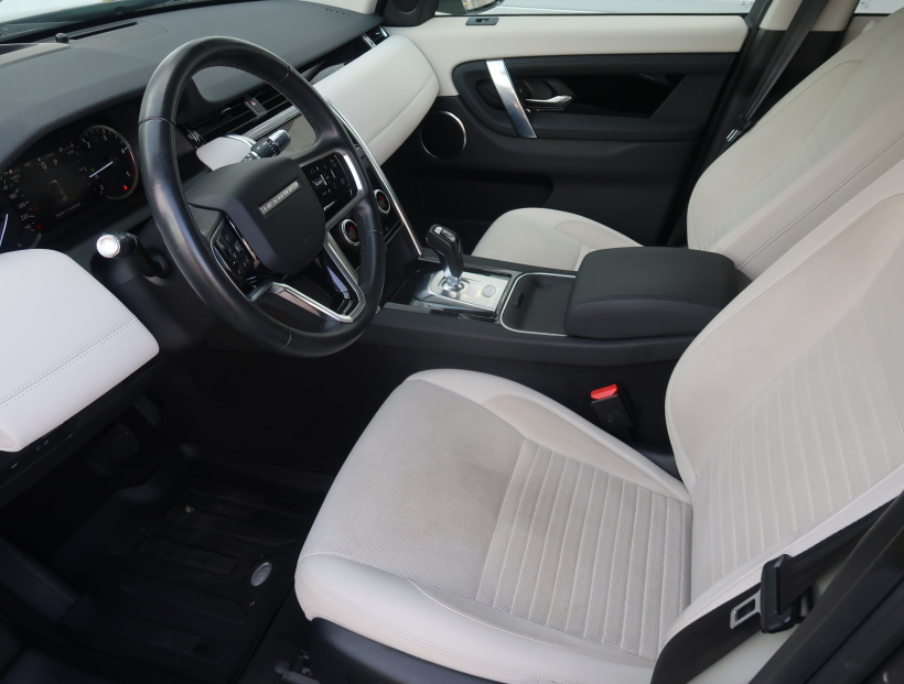 Land Rover Discovery Sport, 2021