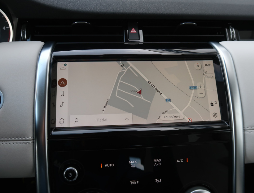 Land Rover Discovery Sport, 2021